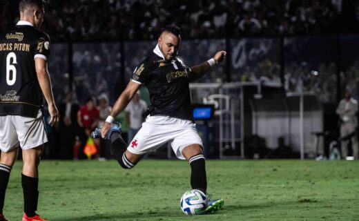 Payet cobrando falta em Vasco x América-MG