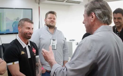 Pedrinho em reunião com Jorge Salgado