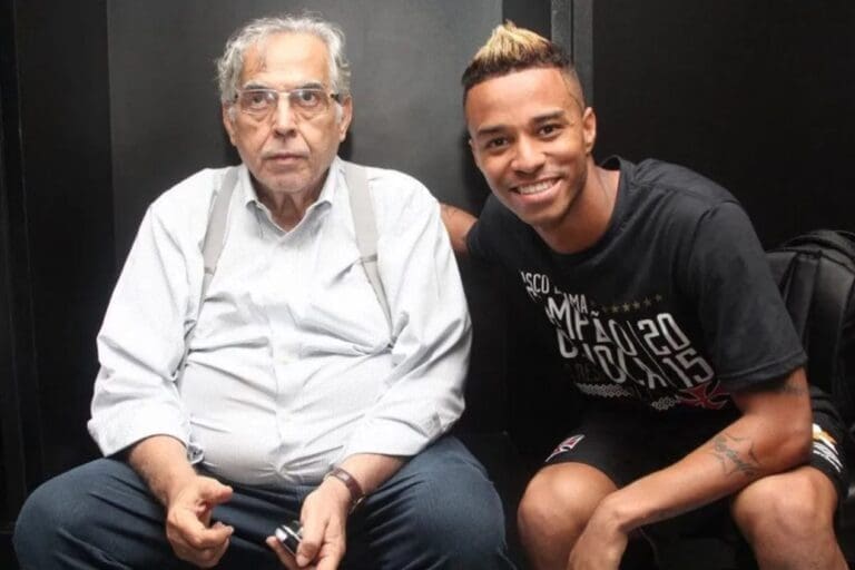 Rafael Silva com Eurico Miranda em 2015