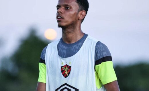 Riquelme em treino no Sport