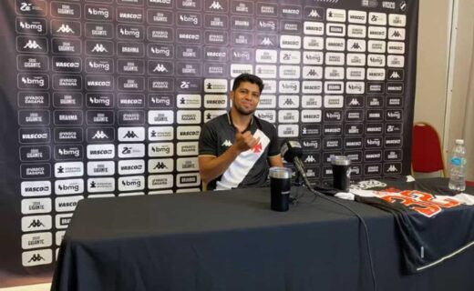 Robert Rojas foi apresentado pelo Vasco