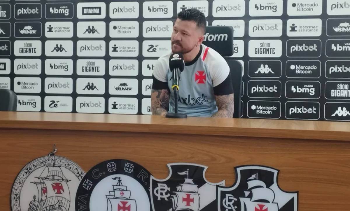 Rossi em entrevista coletiva