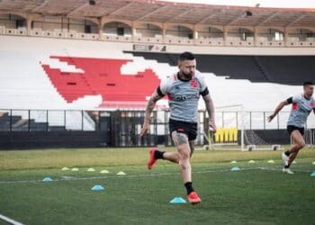 Rossi em treino do Vasco em São Januário