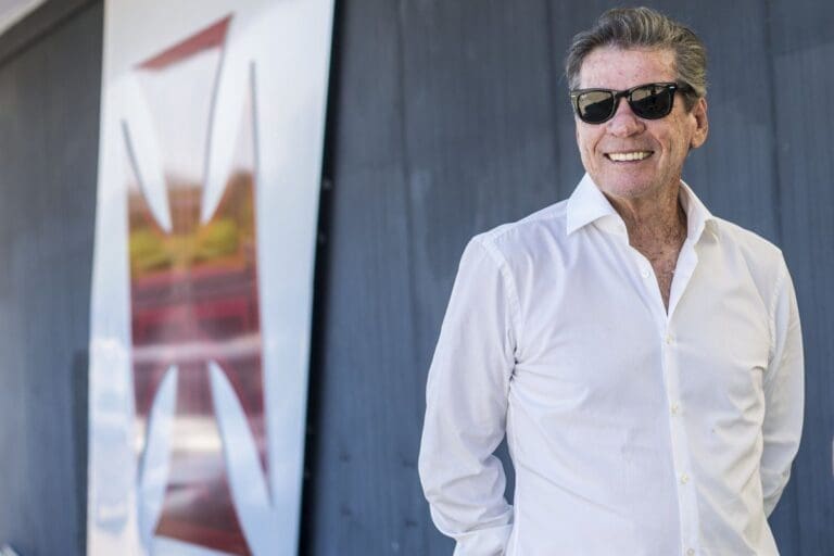 Jorge Salgado em visita a treino no CT Moacyr Barbosa