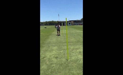 Souza treina no CT Moacyr Barbosa