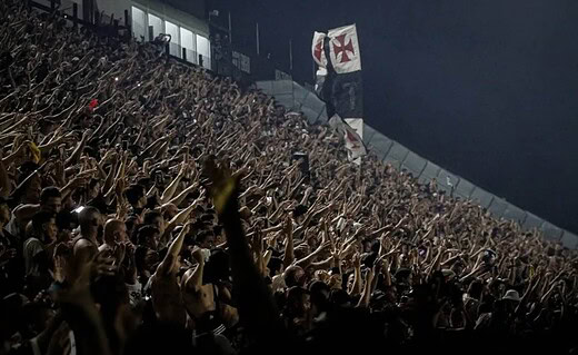Torcida do Vasco em São Januário