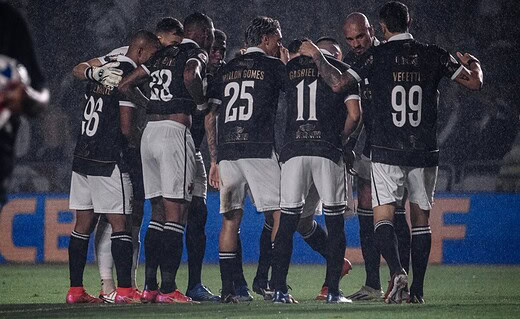 Jogadores do Vasco em São Januário
